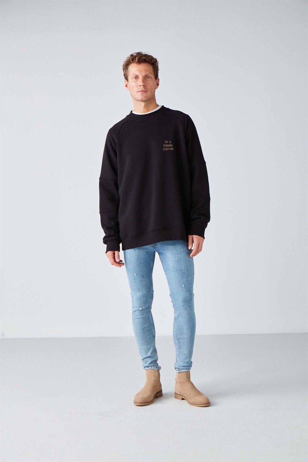 Katmaı Relaxed Oversize Siyah Sweatshirt