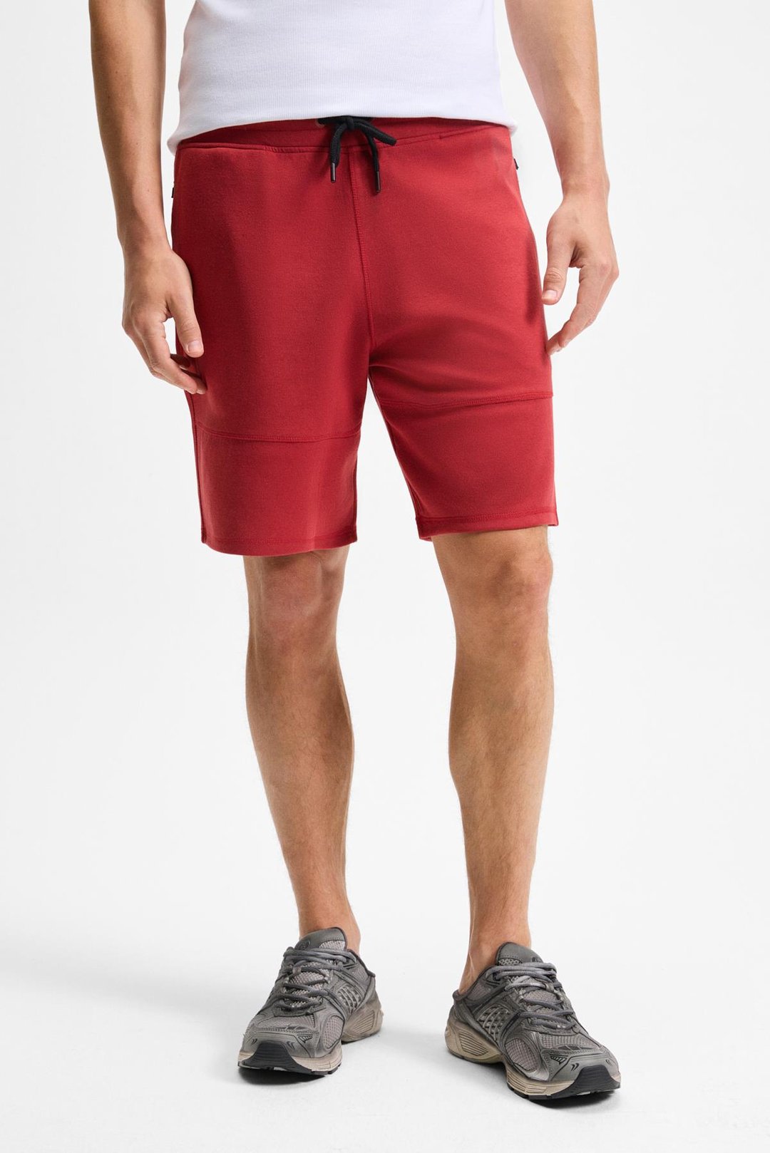 KONSA Erkek Beli Lastikli Kordonlu Yanları Fermuarlı Cepli Relaxed Fit Kırmızı Şort & Bermuda