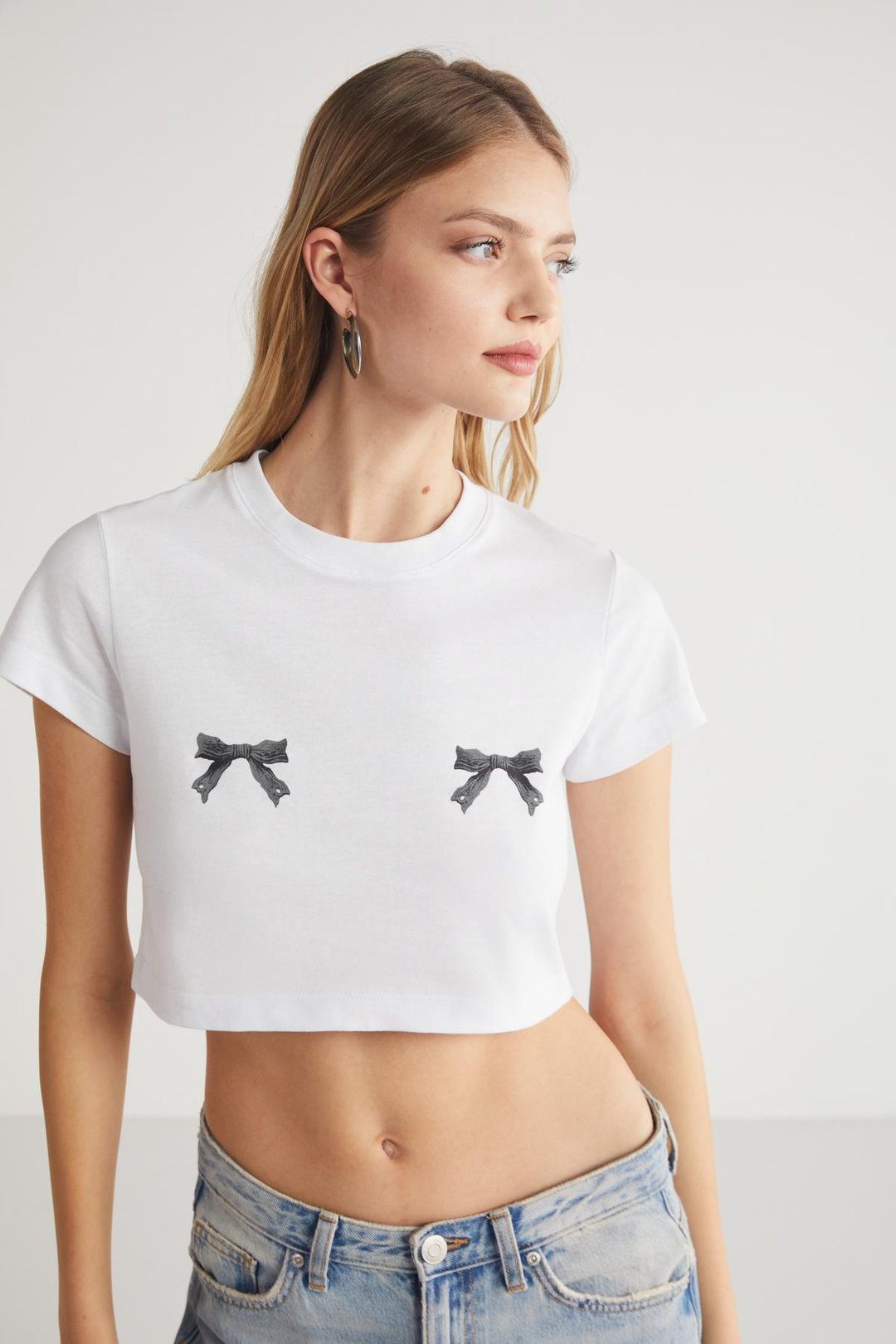 KRIM  Crop Beyaz Tekli T-Shirt