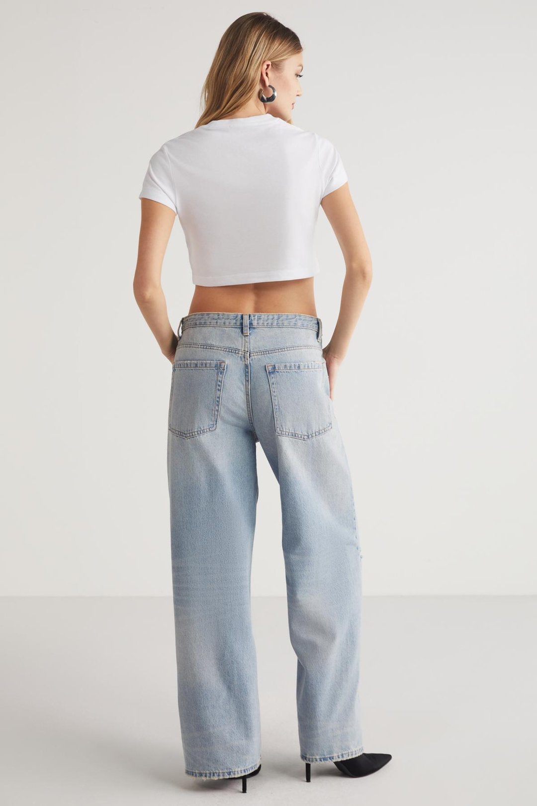 KRIM  Crop Beyaz Tekli T-Shirt