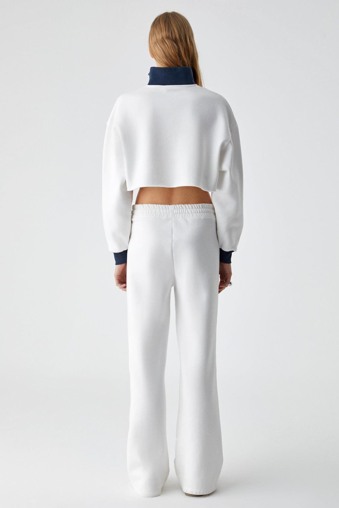 KURRUS Kadın Oversize Çift Cep 3 İplik Geniş Paça Yüksek Bel Uzun Beyaz Eşofman Altı