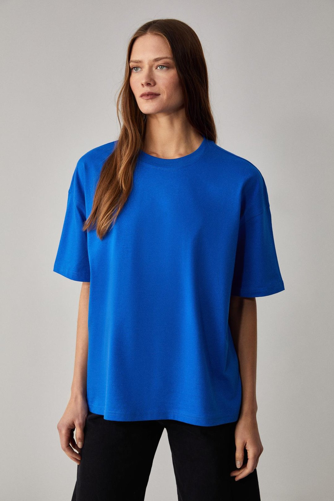 LAGERTHA Kadın %100 organik Pamuklu Kalın Dokulu Oversize Fit Yuvarlak Yakalı Mavi T-Shirt