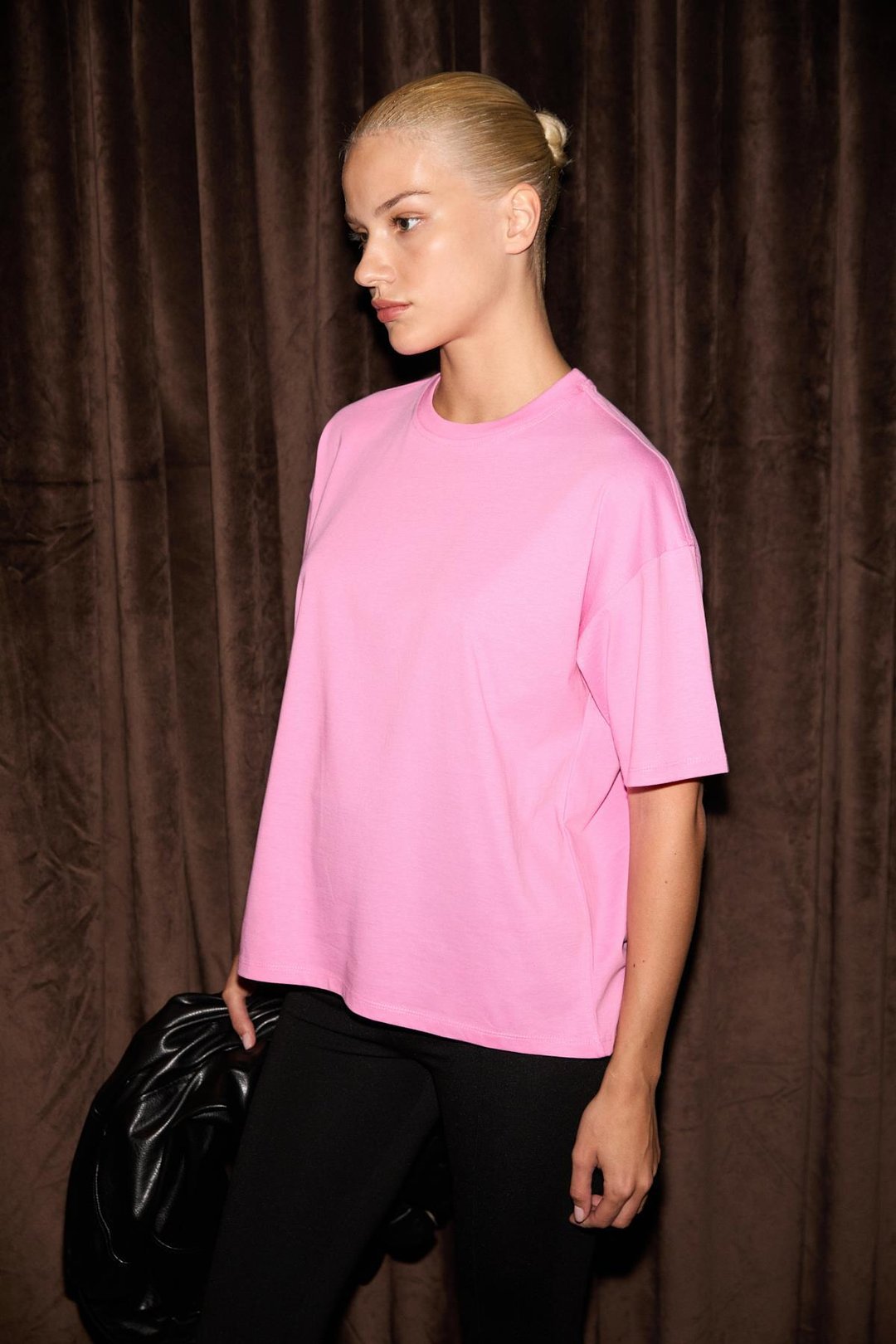 LAGERTHA Kadın %100 organik Pamuklu Kalın Dokulu Oversize Fit Yuvarlak Yakalı Pembe T-Shirt