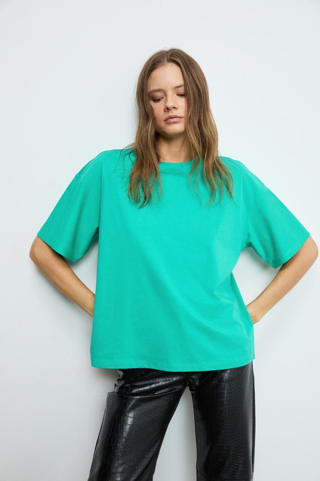 LAGERTHA Kadın %100 organik Pamuklu Kalın Dokulu Oversize Fit Yuvarlak Yakalı Yeşil T-Shirt