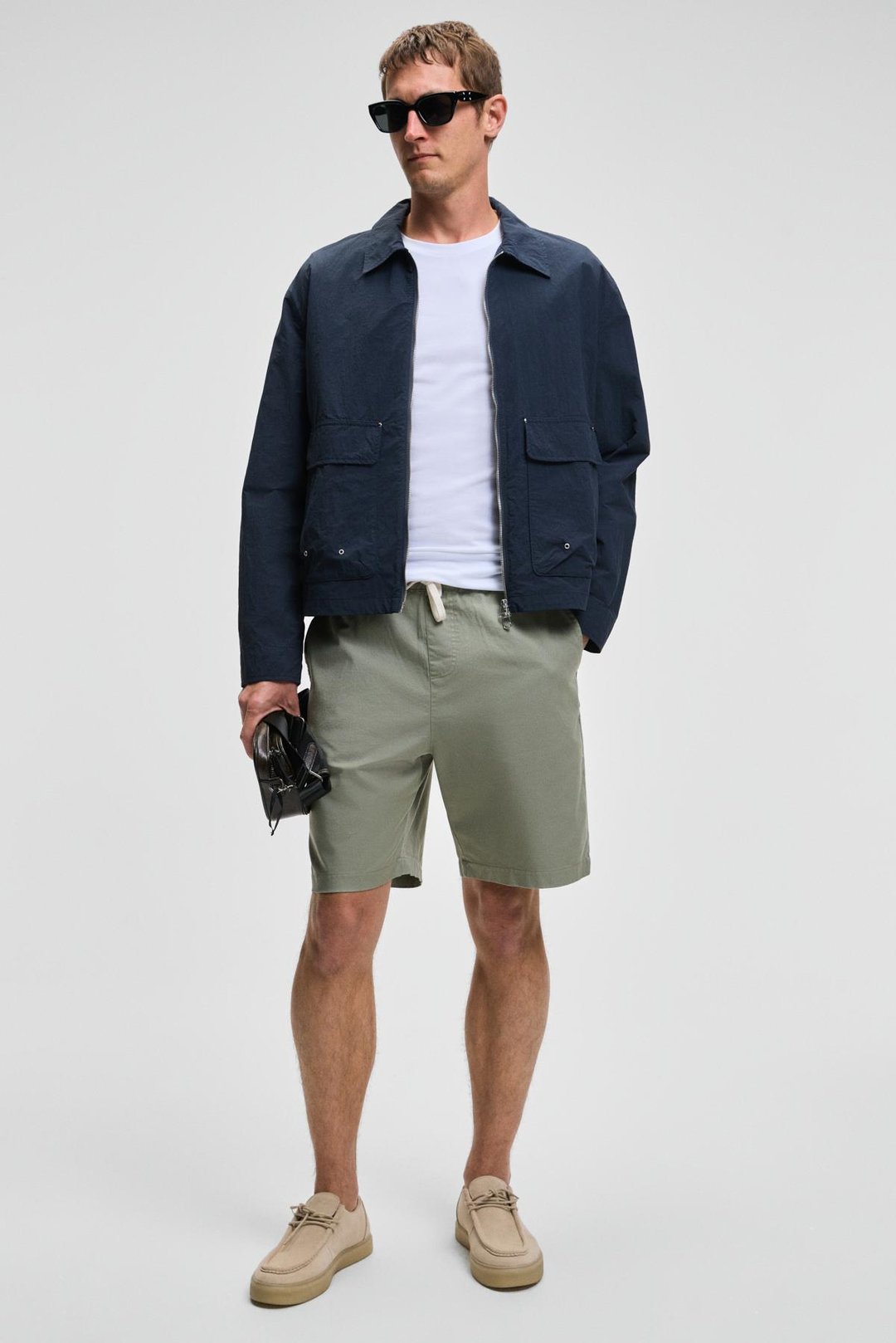 LASPER Erkek Likralı Yanları Cepli Beli Lastikli Relaxed Fit Açık Haki Şort