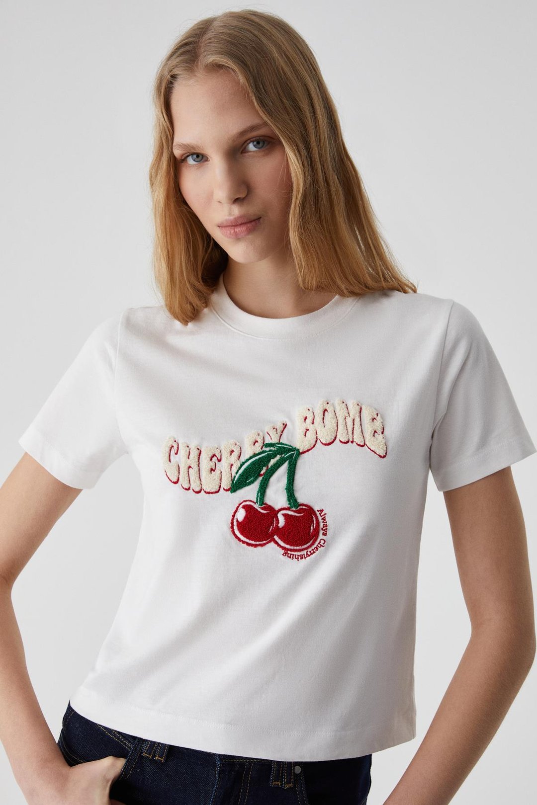 LAZZIAR Kadın Oversize Bisiklet Yaka Beyaz T-Shirt