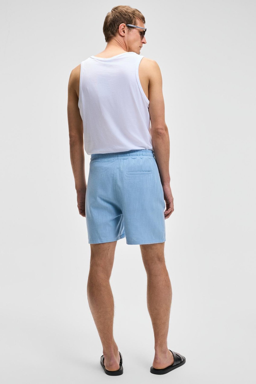 LEYTON Erkek Relaxed Fit Çift Cepli Beli Lastikli Keten Karışımlı Dokuma Mavi Şort & Bermuda