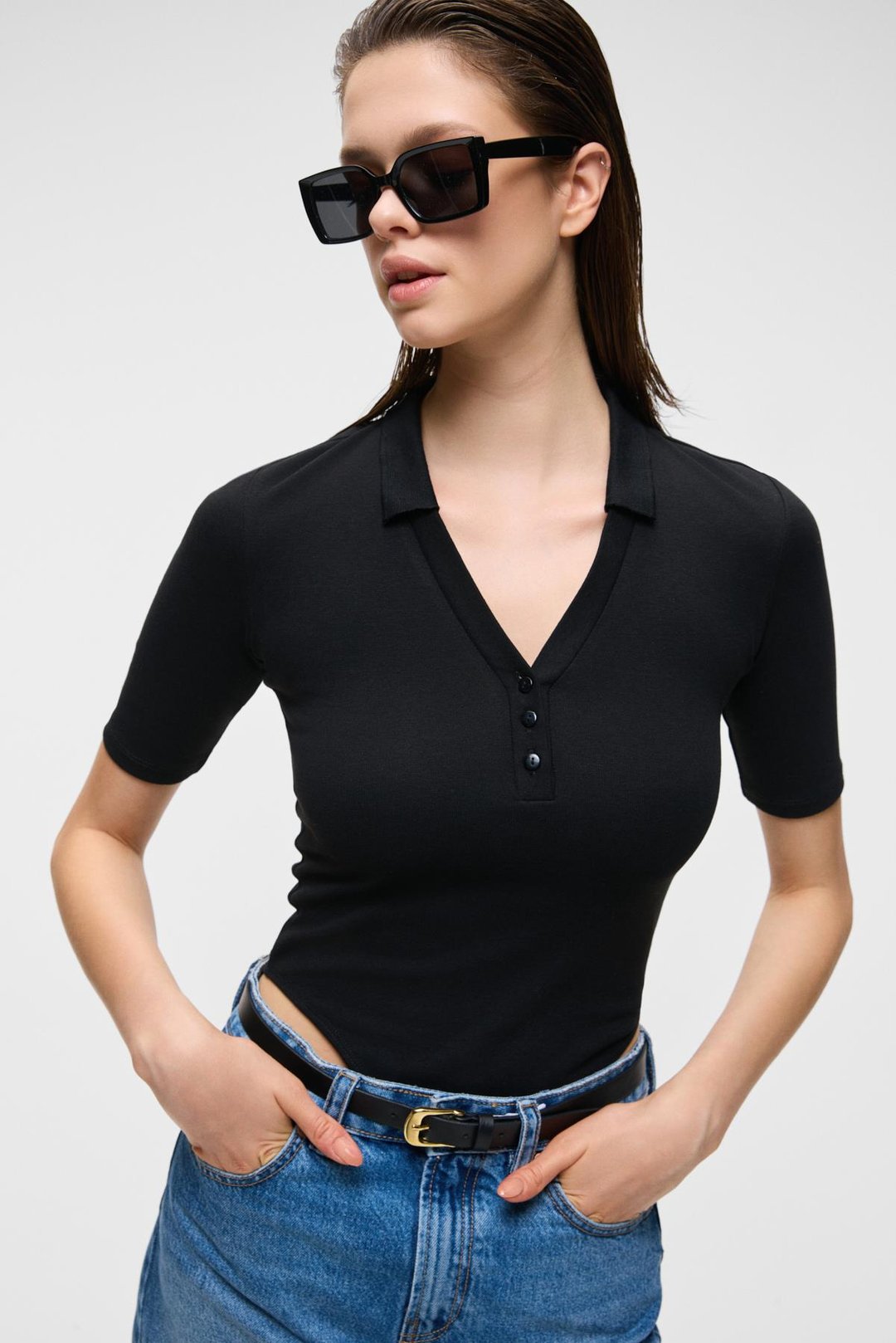 LOKKISER Kadın Düğmeli Apaj Yaka Kısa Kol Siyah Yelek