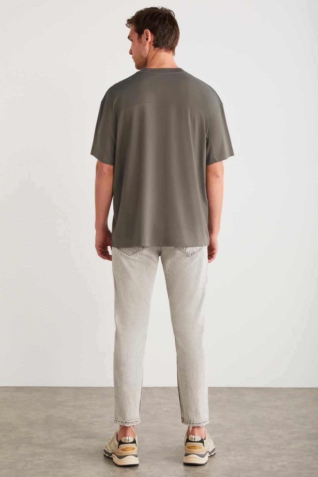 LORENZO Erkek Özel Dokulu Kumaşlı %100 Pamuk Düğme Detaylı Regular Gri T-Shirt
