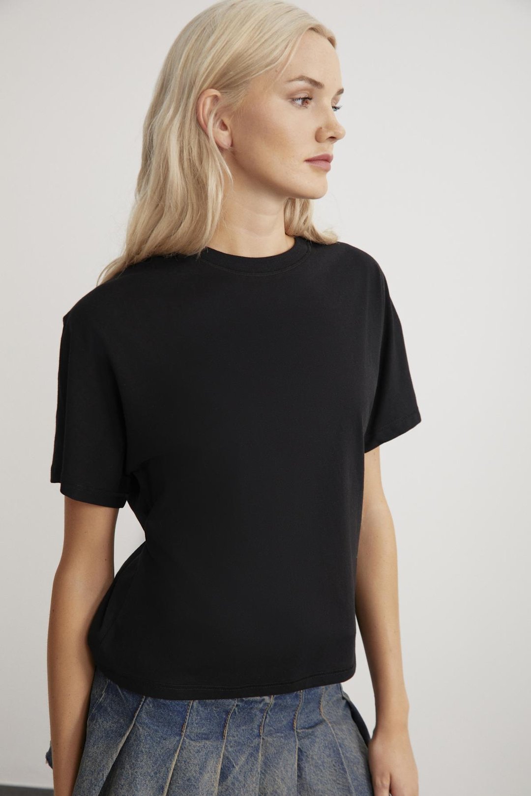 LOTTIE Kadın %100 Organik Pamuklu Regular Kalıp Bisiklet Yaka Basic Kısa Kollu Siyah T-Shirt