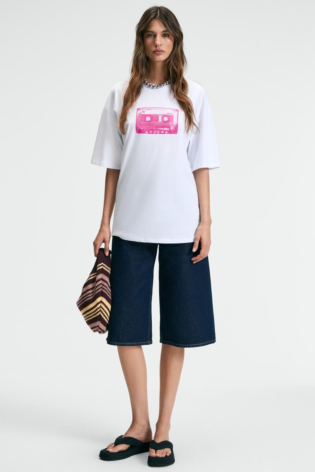 LUCENYA Kadın Bisiklet Yaka Kısa Kollu Önü Baskı Detaylı Regular Fit Beyaz T-Shirt