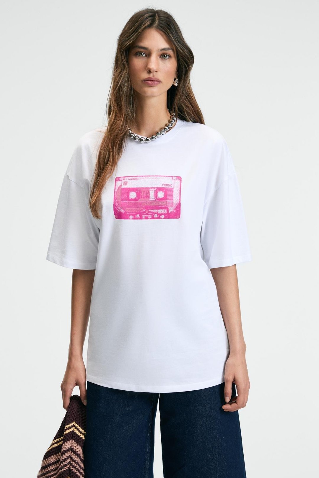 LUCENYA Kadın Bisiklet Yaka Kısa Kollu Önü Baskı Detaylı Regular Fit Beyaz T-Shirt