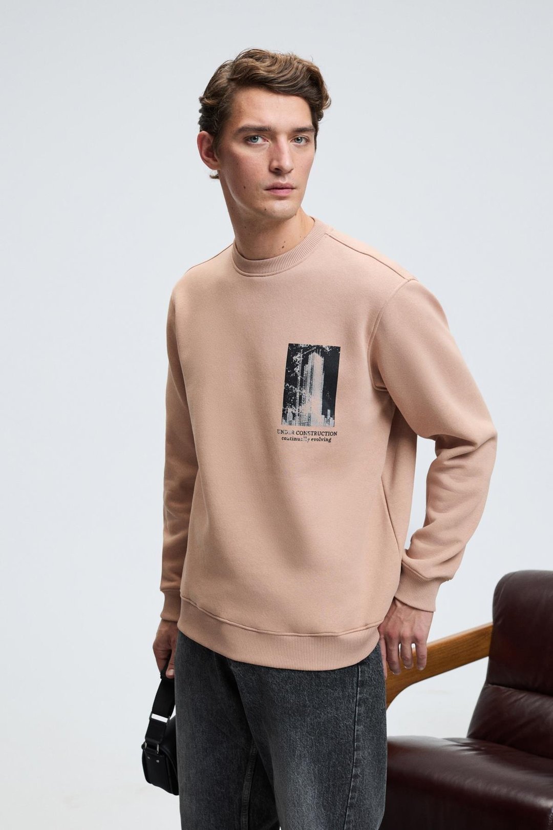 LUCIAN Erkek Göğsü Ve Sırtı Baskılı Yuvarlak Yaka Regular Fit Vizon Sweatshirt