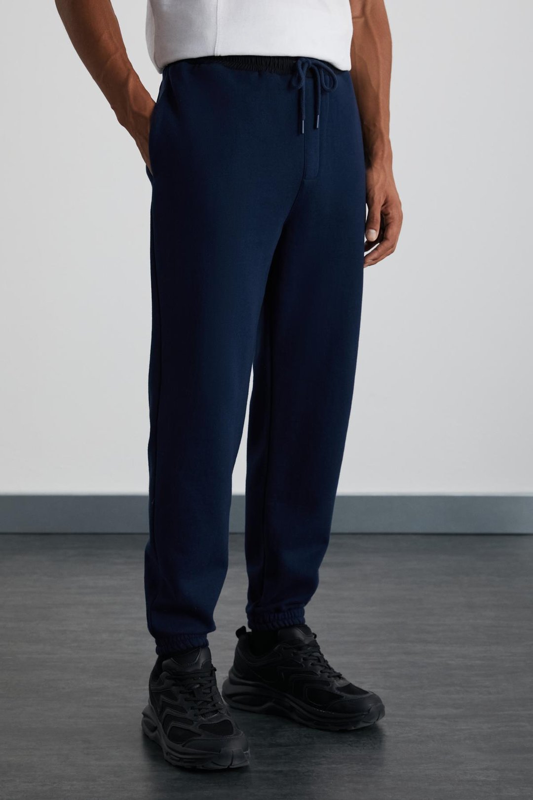 LUDWIG Erkek Organik Pamuklu Kumaşlı Paraşüt Fermuarlı Cepli İçi Polarlı Lacivert Eşofman Altı