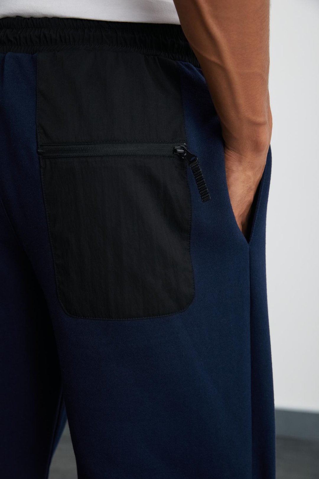 LUDWIG Erkek Organik Pamuklu Kumaşlı Paraşüt Fermuarlı Cepli İçi Polarlı Lacivert Eşofman Altı