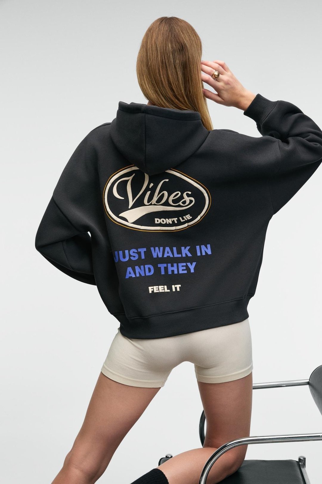 LUXE Kadın Renk Nakışlı Ve Arkası Baskı Detaylı Kapüşonlu Antrasit Sweatshirt
