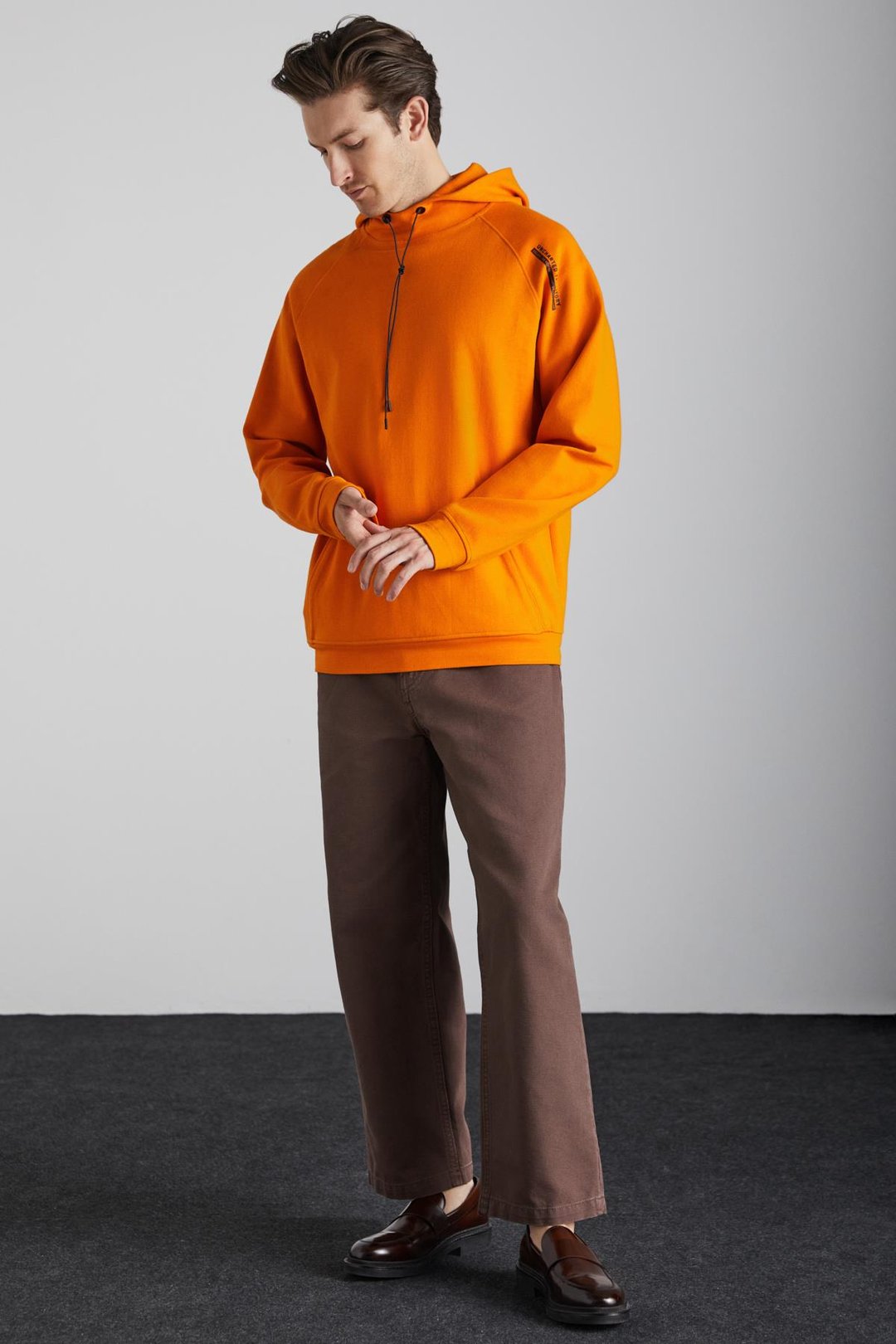 MALAGOS Erkek İçi Polarlı Yumuşacık 3 İplik İçi Şardonlu Regular Kapüşonlu Turuncu Sweatshirt