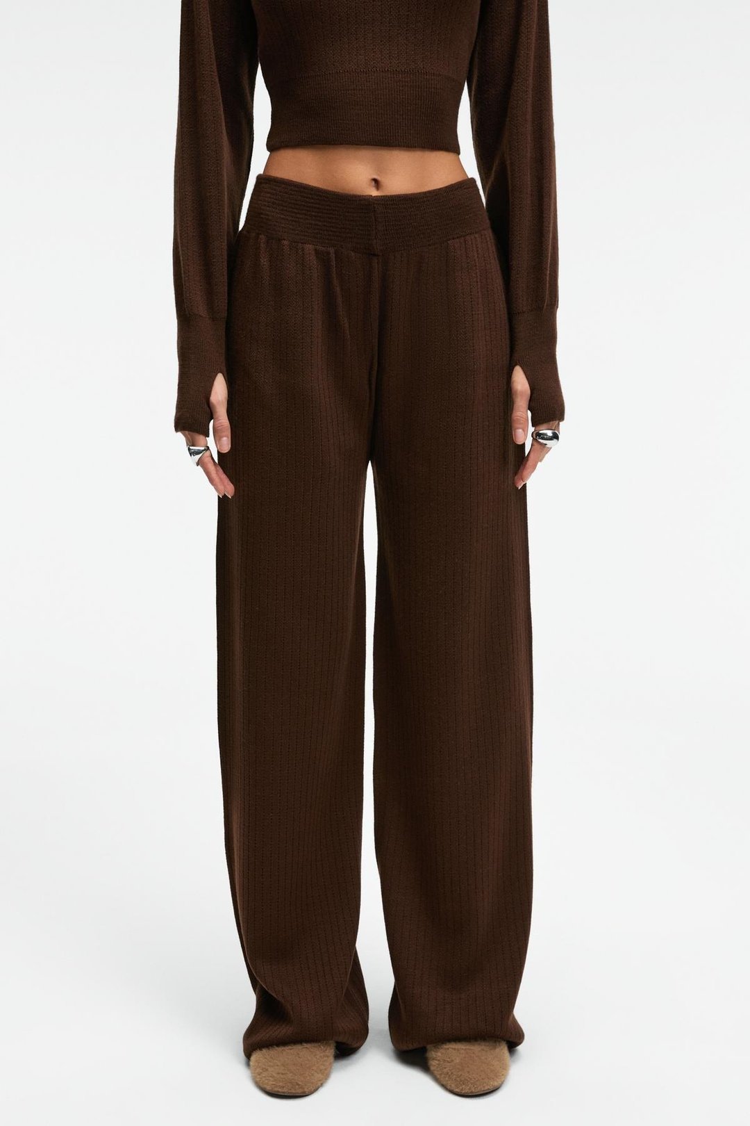 MARIPOSA Kadın Yuvarlak Yaka Çizgi Desenli Crop Geniş Paça Triko Kahverengi Alt-Üst Takım