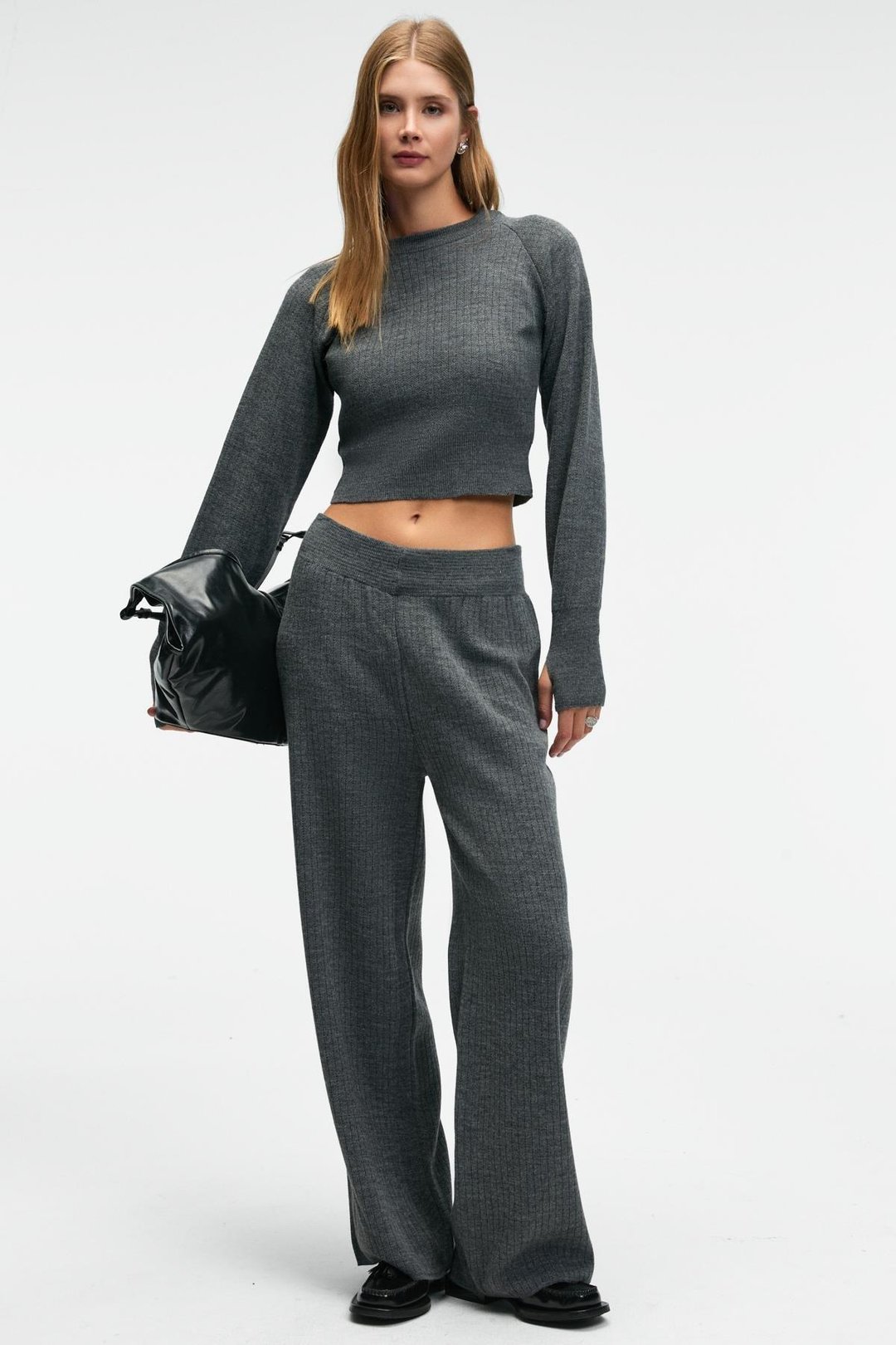 MARIPOSA Kadın Yuvarlak Yaka Çizgi Desenli Crop Geniş Paça Triko Antrasit Alt-Üst Takım