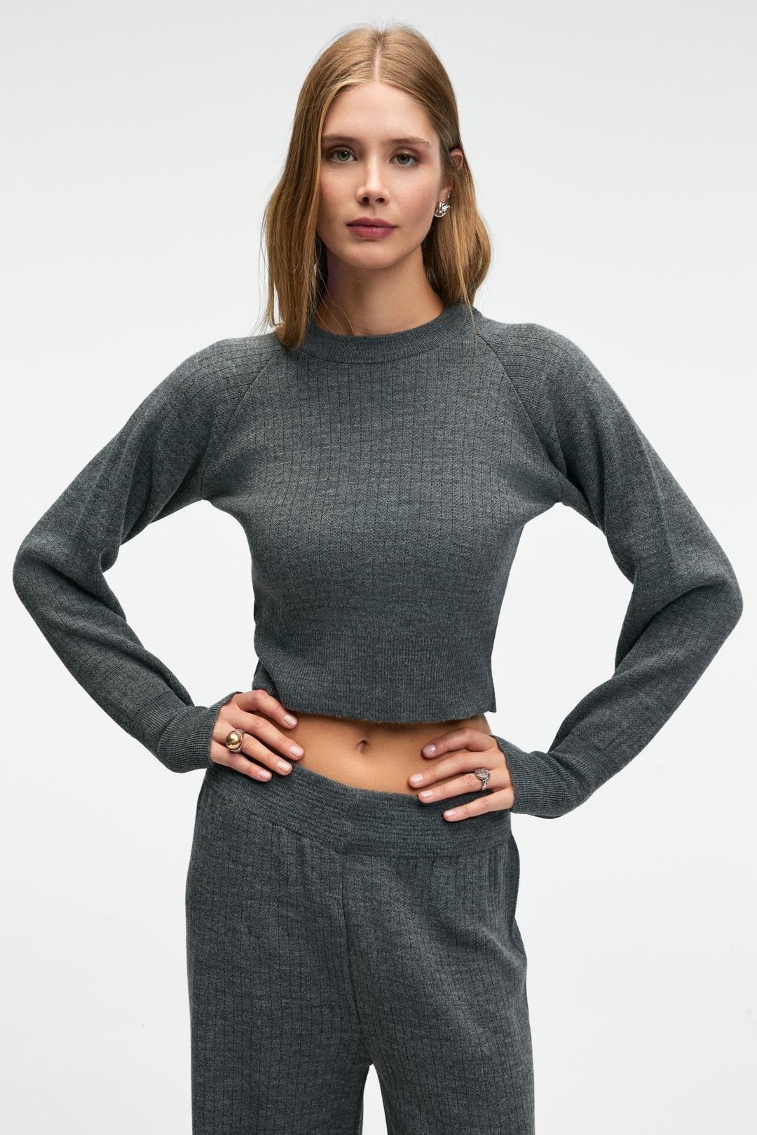 MARIPOSA Kadın Yuvarlak Yaka Çizgi Desenli Crop Geniş Paça Triko Antrasit Alt-Üst Takım