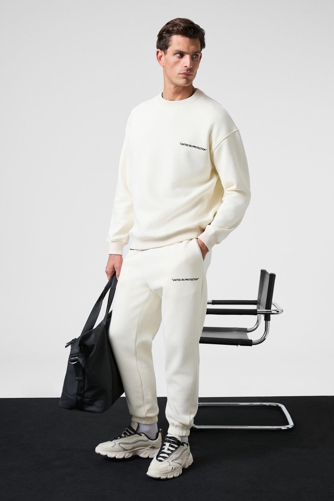 MARSHALL Erkek Pamuklu İçi Polarlı Nakışlı Relaxed Ekru Eşofman Takımı