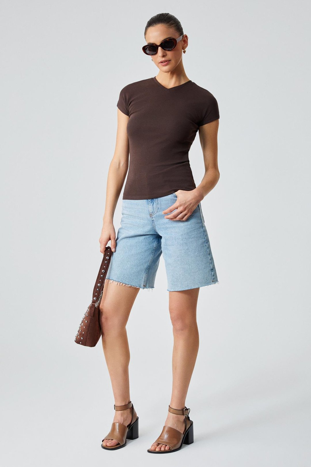 MARTA Kadın Yuvarlak Yaka Kısa Kol Slim Kahverengi T-Shirt