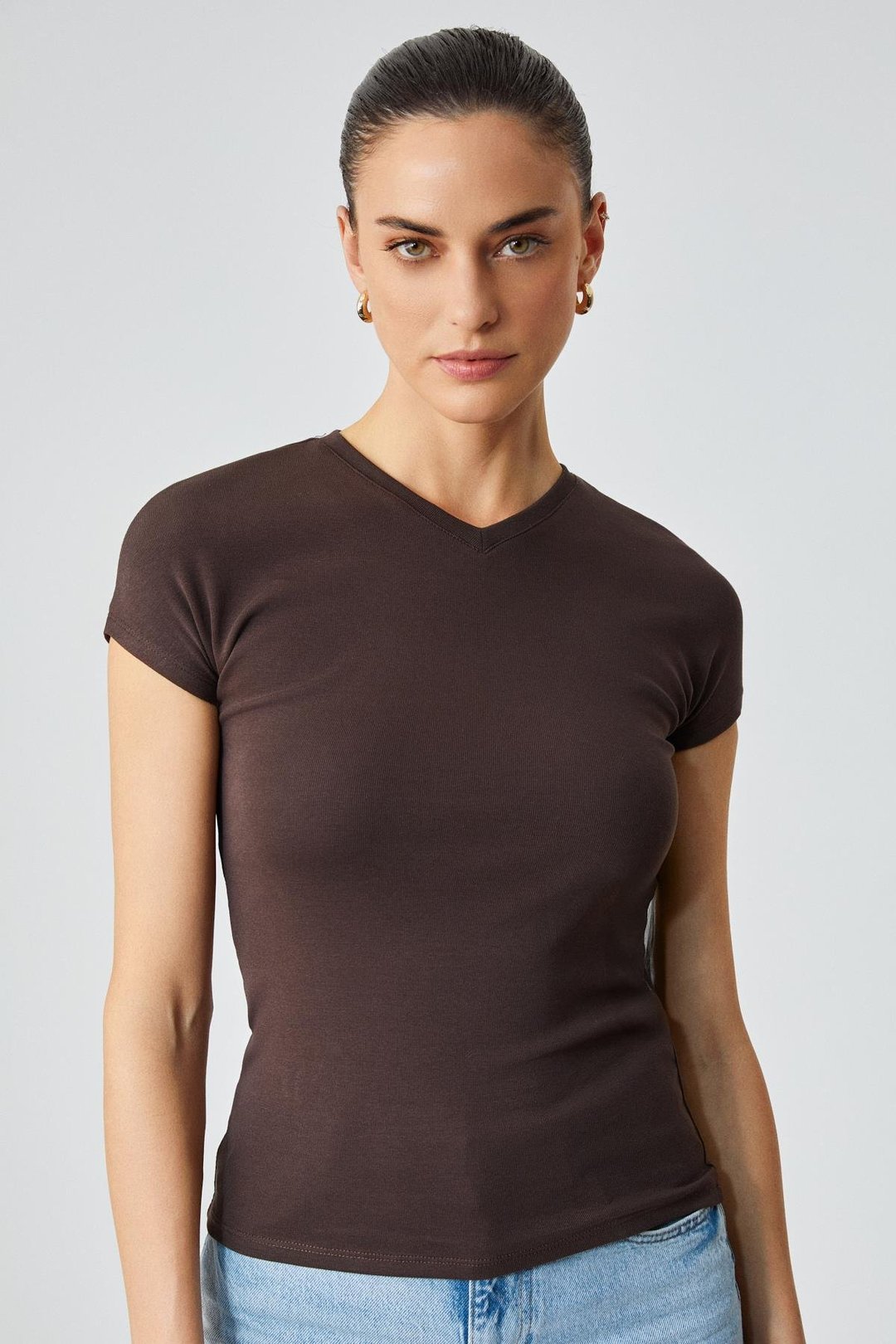 MARTA Kadın Yuvarlak Yaka Kısa Kol Slim Kahverengi T-Shirt