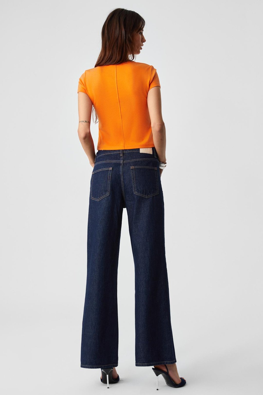 MASROUTI Kadın Slim Kısa V Yaka Kısa Kol Turuncu T-Shirt