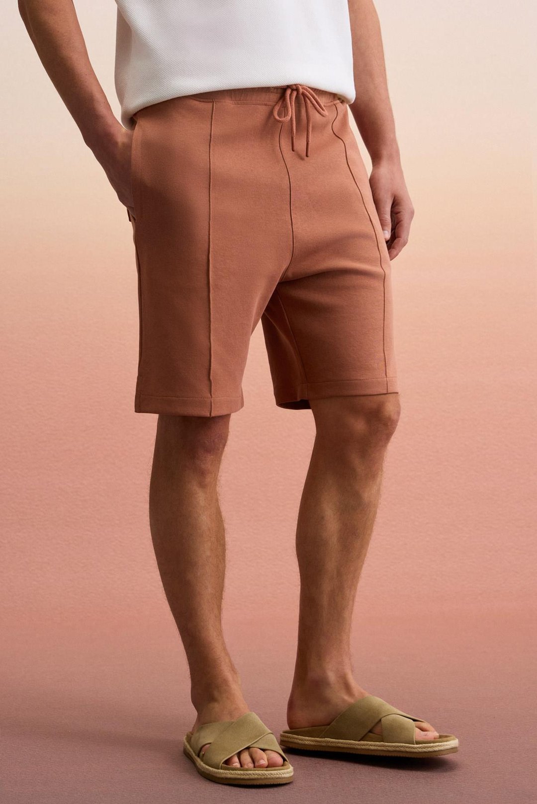 MATSEN Erkek Beli Lastikli Yan ve Arka Cepli Relaxed Kiremit Rengi Şort