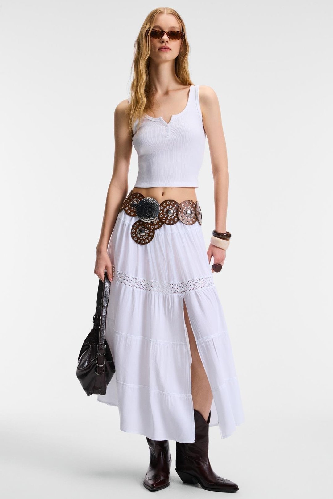 MAVSERA Kadın Kalın Askılı U Yaka Patlı Düğmeli Crop Slim Beyaz Atlet