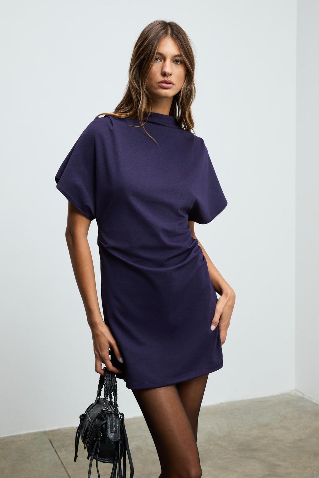 MAXINE Kadın Omuz Ve Bel Kısımlarında Pile Detaylı Dik Yaka Fermuarlı Kısa Kollu Mini Mor Elbise