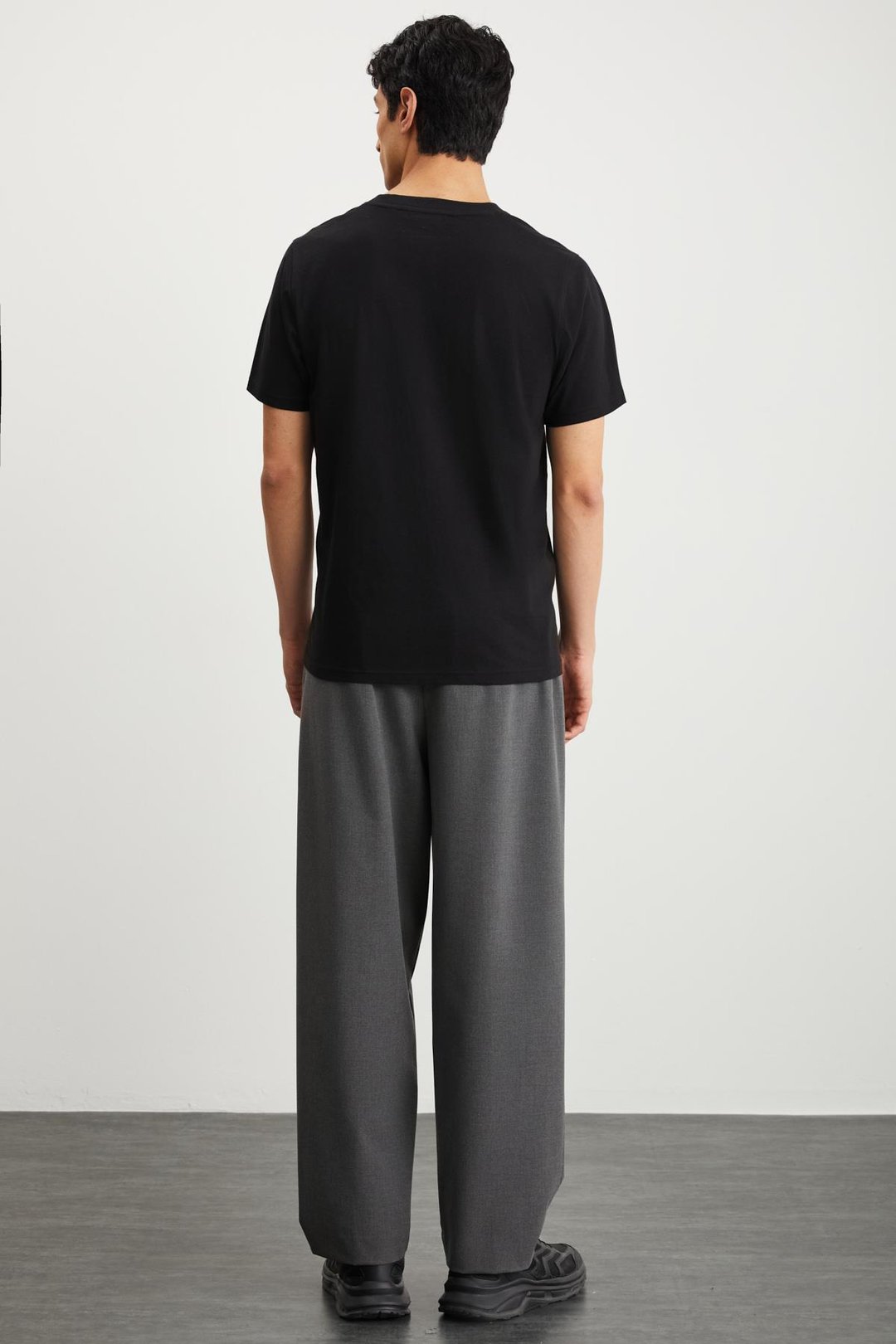 MICHEL Erkek Slim Fit Dar Kesim %100 Organik Pamuklu Yana Kayan Dikişli  Basic Örme Siyah T-Shirt