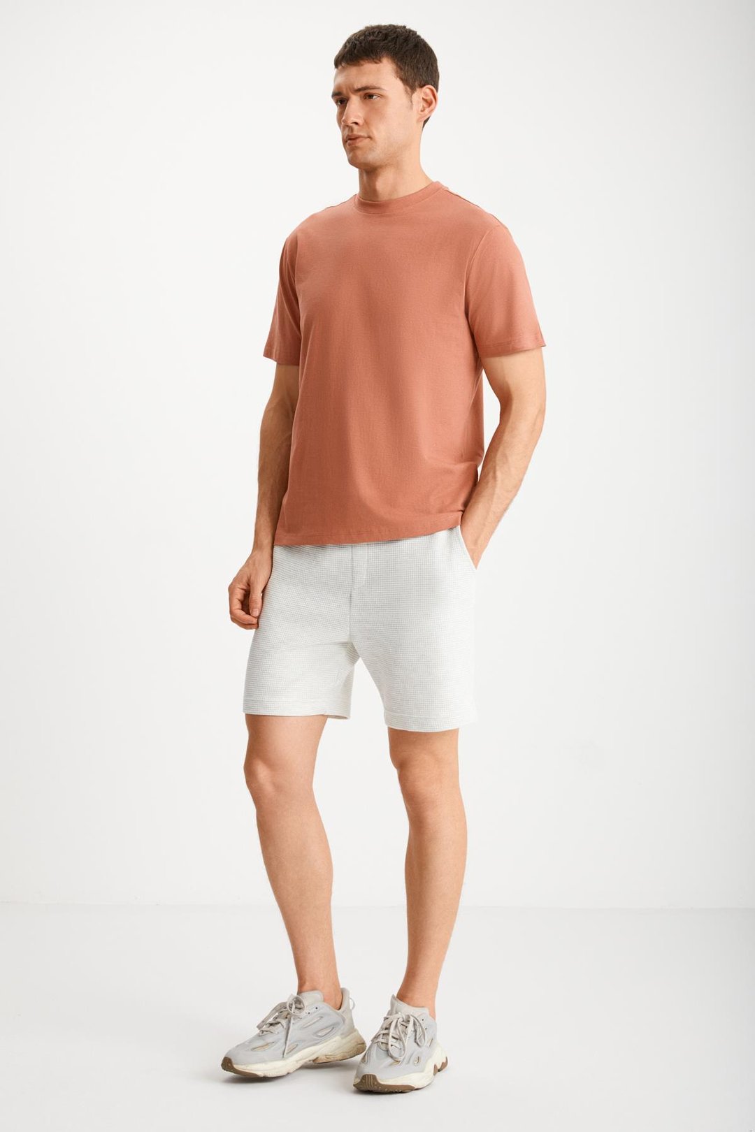 MICHEL Erkek Slim Fit Dar Kesim %100 Organik Pamuklu Yana Kayan Dikişli  Basic Örme Kiremit Rengi T-Shirt