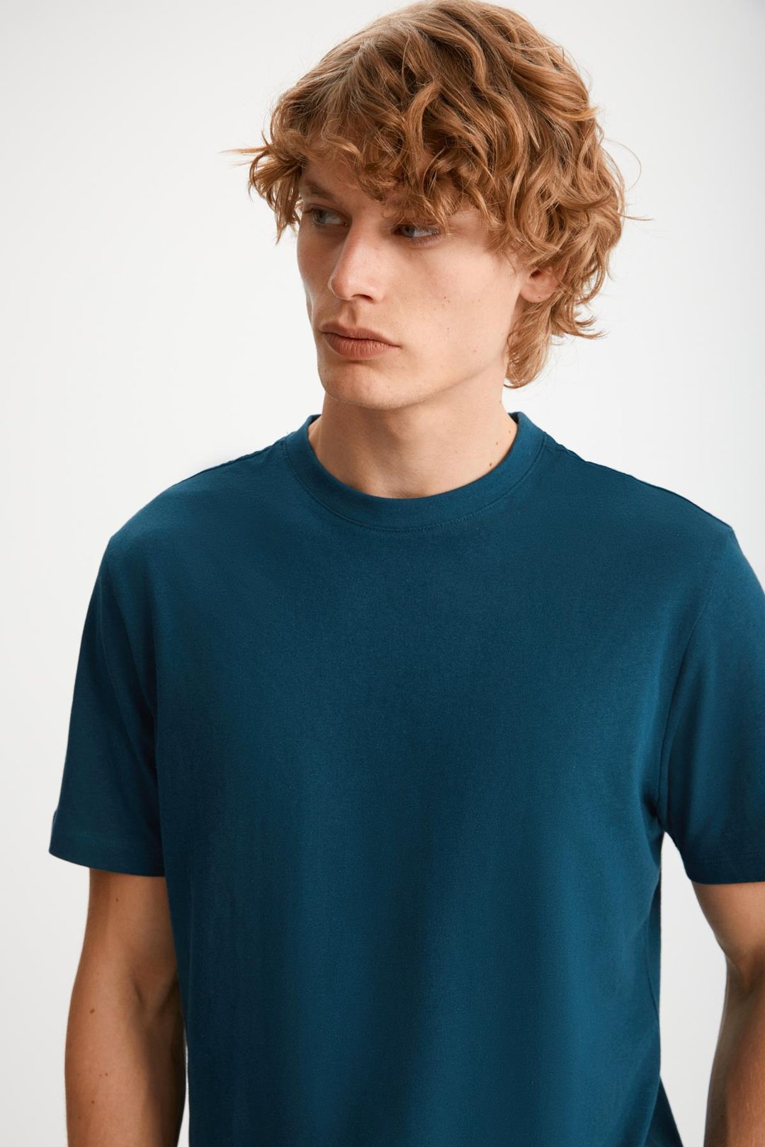 MICHEL Erkek Slim Fit Dar Kesim %100 Organik Pamuklu Yana Kayan Dikişli  Basic Örme Petrol Mavisi T-Shirt