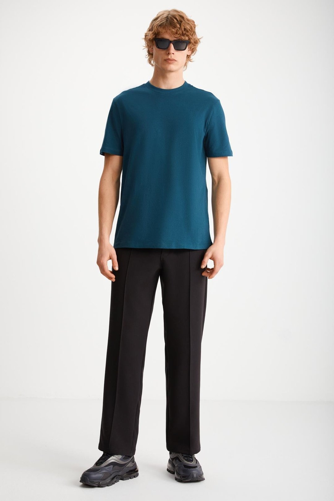 MICHEL Erkek Slim Fit Dar Kesim %100 Organik Pamuklu Yana Kayan Dikişli  Basic Örme Petrol Mavisi T-Shirt