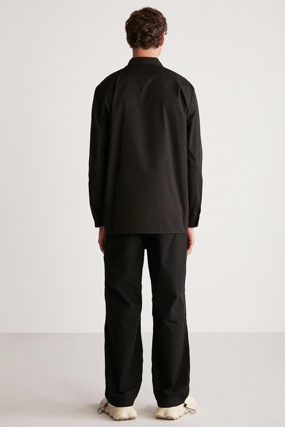 MILTON Poplin Regular Siyah Tekli Gömlek