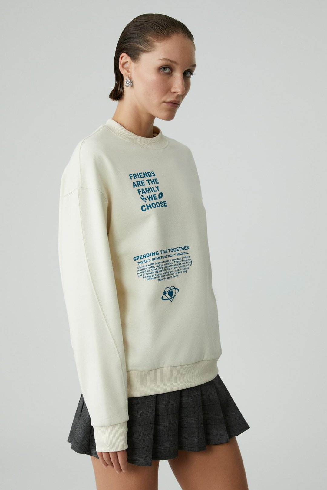 MODELITA Kadın Regular Baskılı Yuvarlak Yaka Ekru Sweatshirt Ekru Sweatshirt