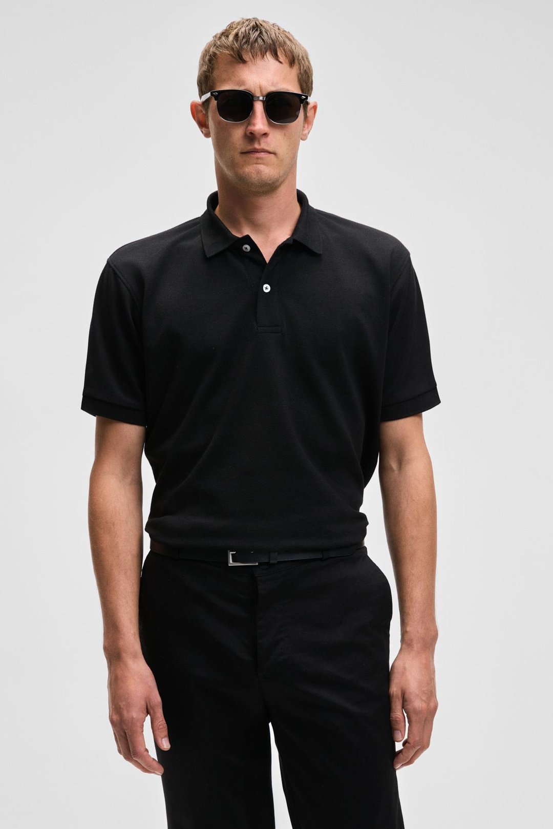 MONAGHAN Erkek Polo Yaka Relaxed Fit Patlı Düğmeli Kısa Kollu Siyah T-Shirt