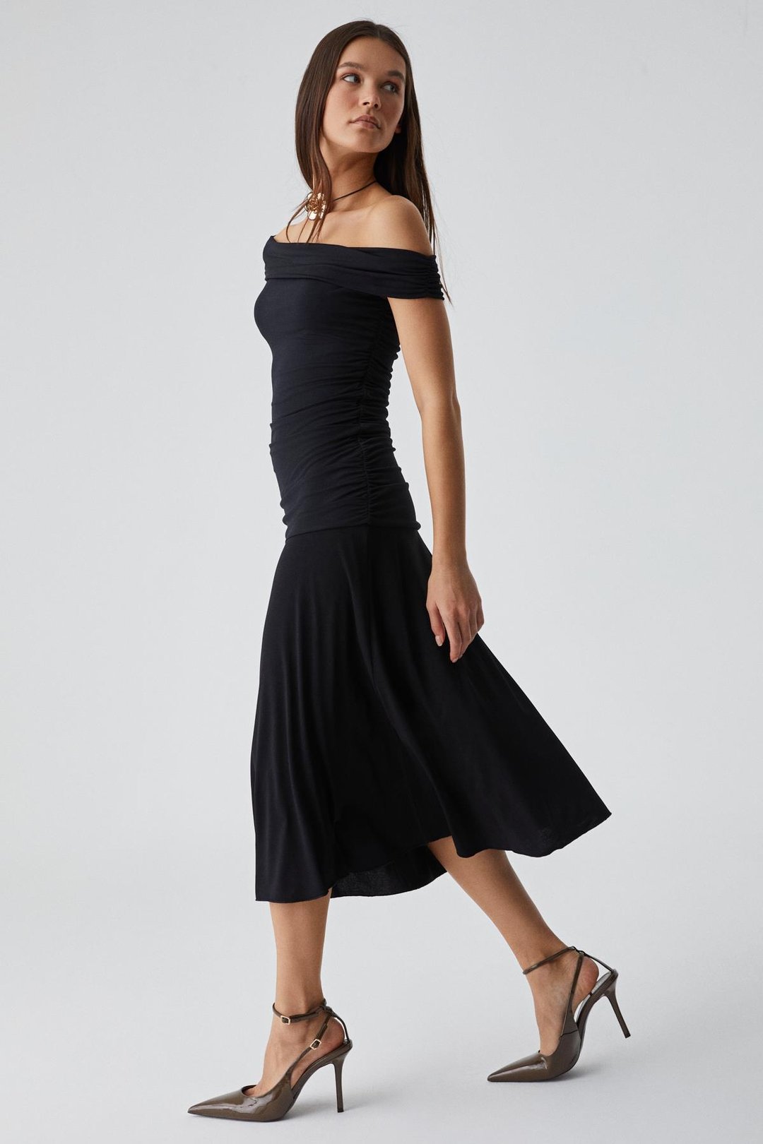 MONSSUA Kadın Regular Omzu Açık Normal Paça Siyah Elbise