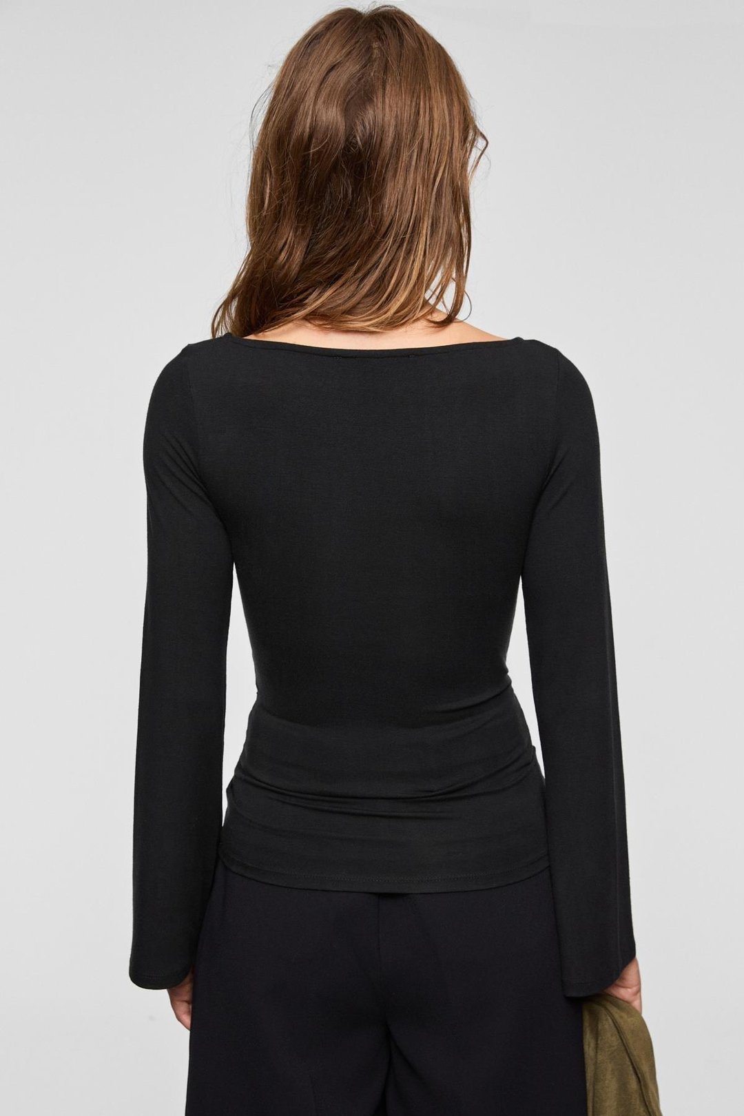 MURILYO Kadın Esnek Ve Yumuşak Kumaşlı Geniş Kol Ucu Geniş Kayık Yakalı Siyah Bluz