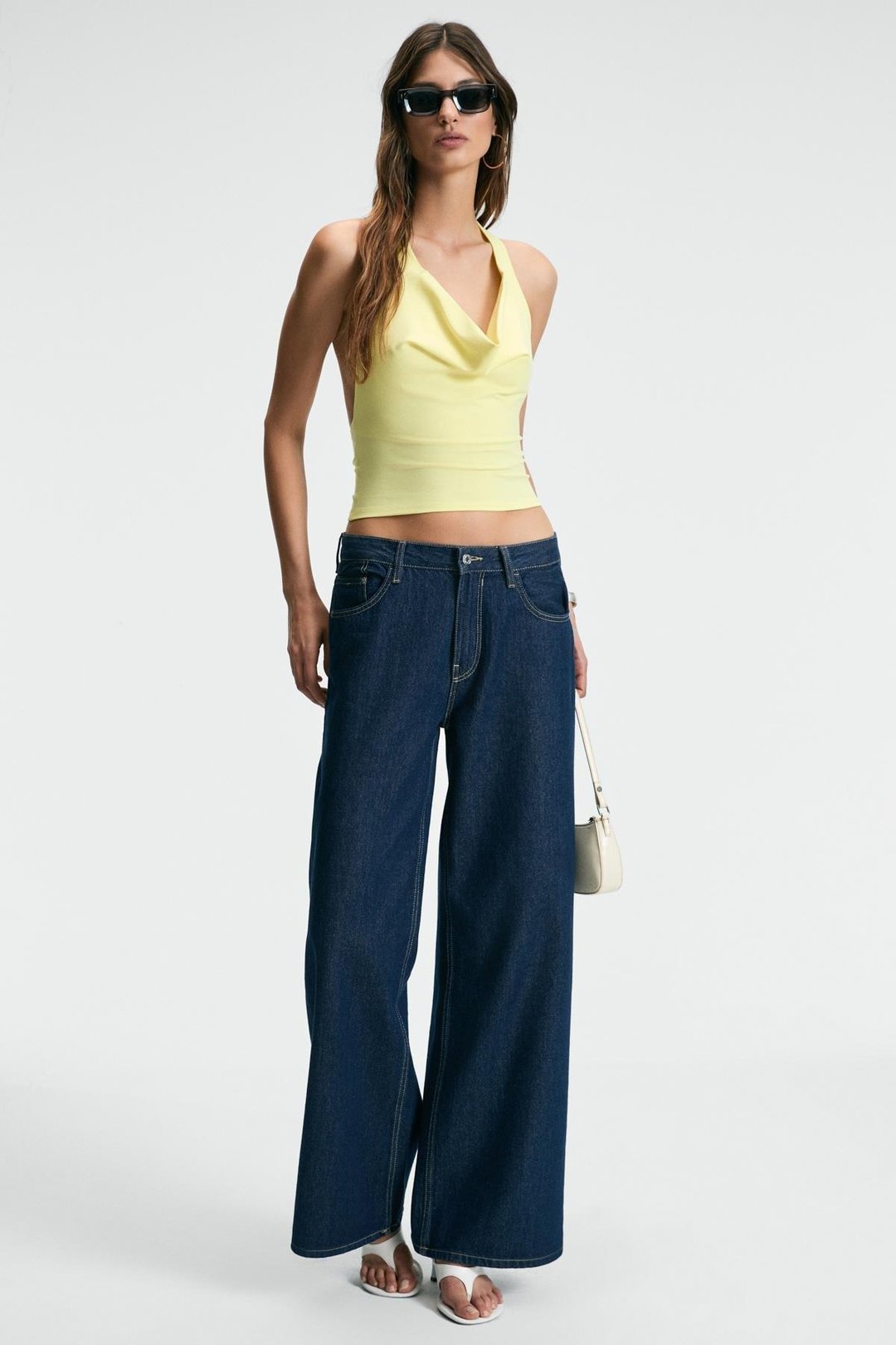 NESLIVA Kadın Degaje Halter Yaka Kalın Askılı Sırtı Açık Crop Sarı Bluz