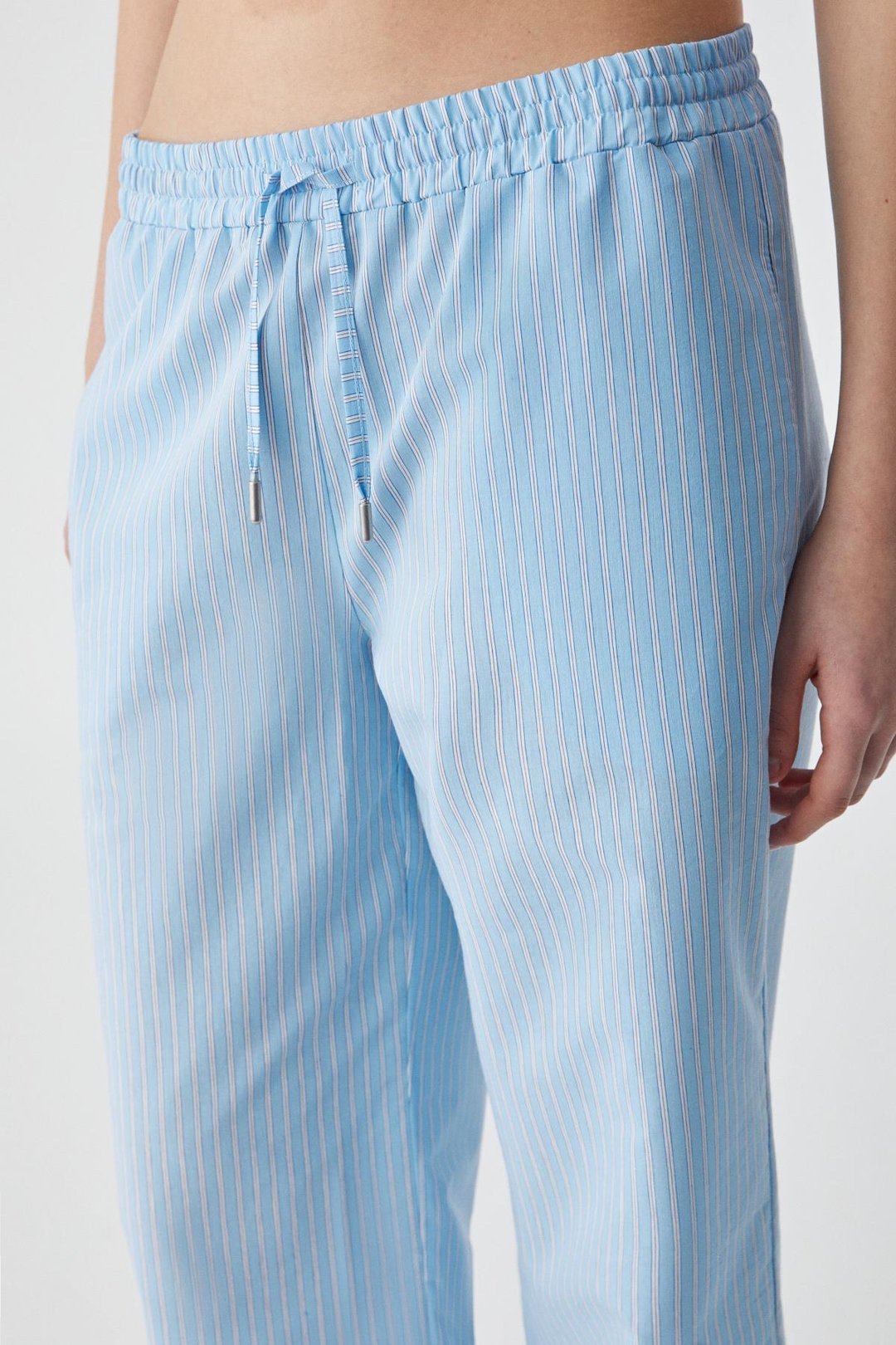 NILAH Kadın Oversize Yüksek Bel Geniş Paça Mavi - Beyaz Pantolon