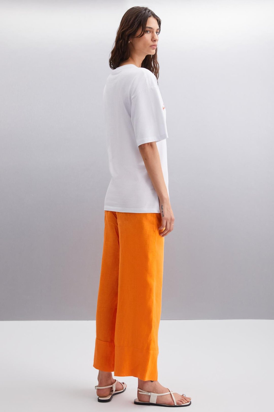 NITZA  Oversize Beyaz Tekli T-Shirt