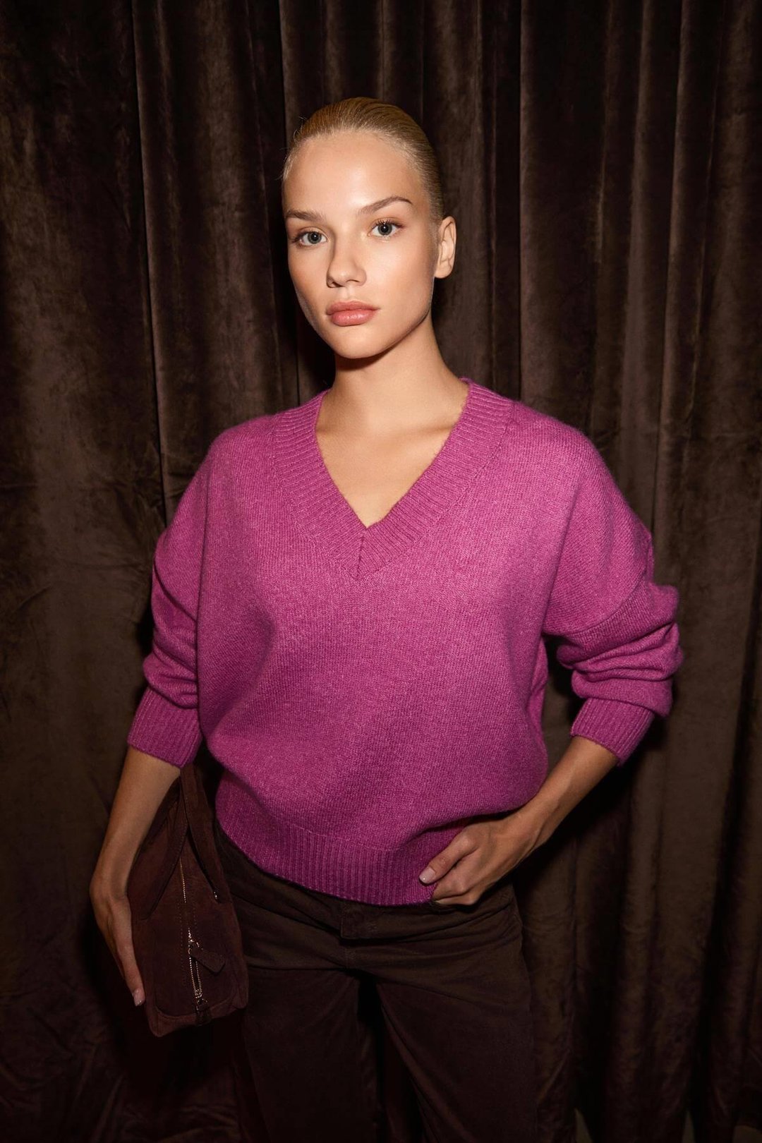 NORSHA Kadın V Yaka Yumşak Dokulu Relaxed Fit Triko Pembe Kazak