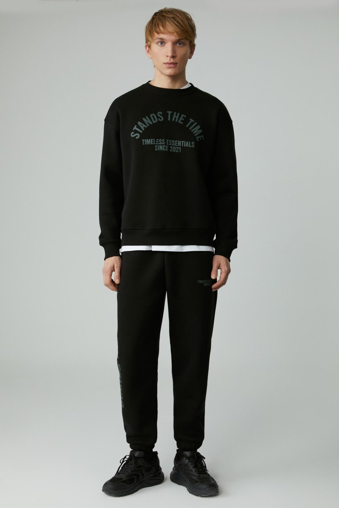 NORTON Erkek Yuvarlak Yaka 3 İplik Siyah Sweatshirt