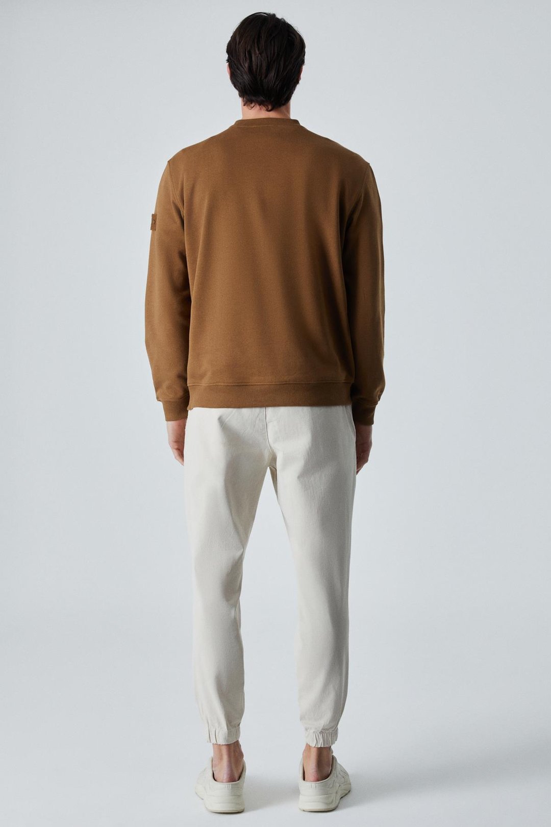 OLLIE Erkek Bisiklet Yaka Regular Uzun Kollu Nakış Detaylı Koyu Kahverengi Sweatshirt