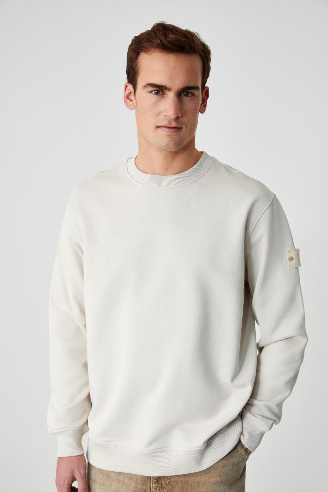 OLLIE Erkek Bisiklet Yaka Regular Uzun Kollu Nakış Detaylı Bej Sweatshirt