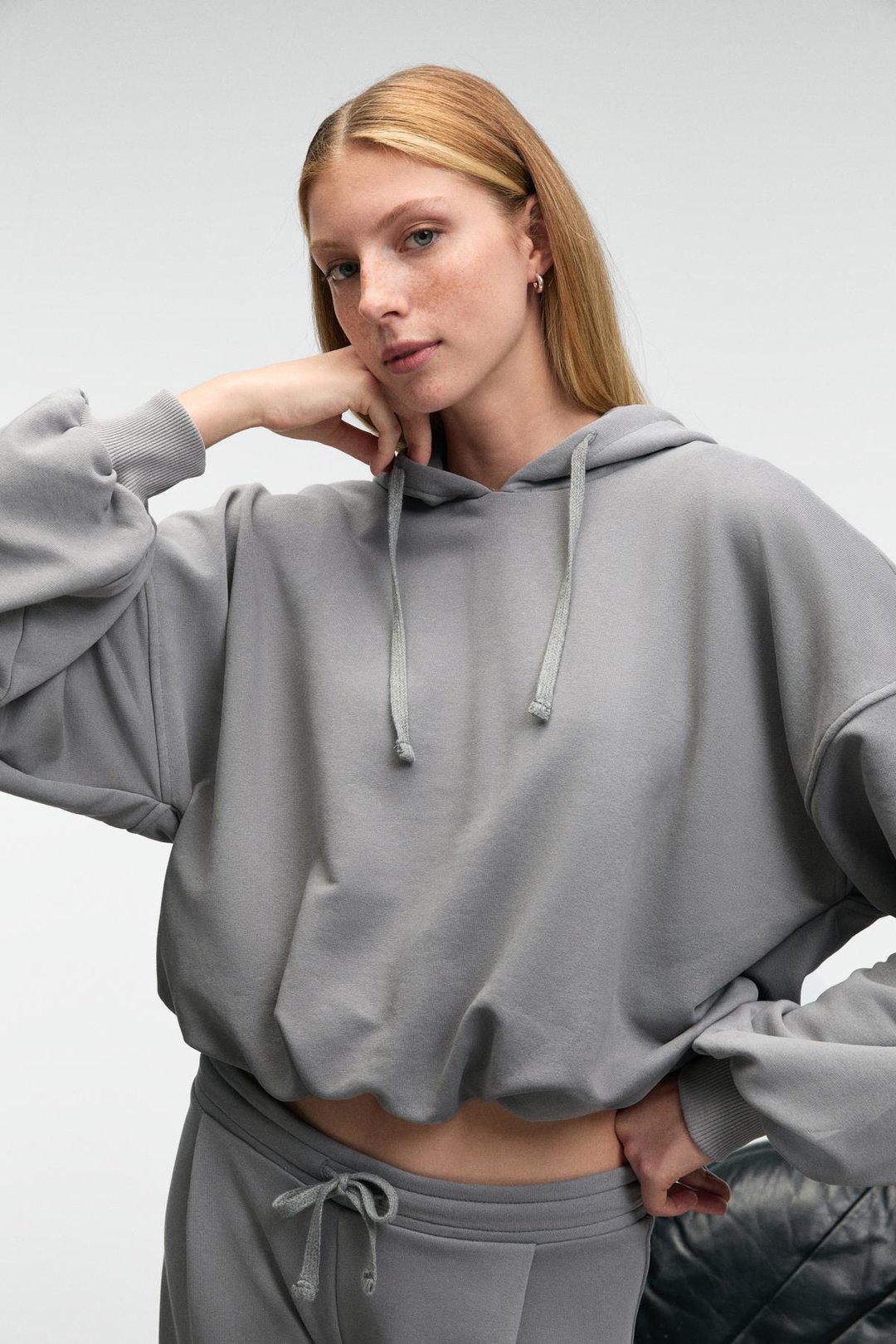 OLVERA Kadın Kapüşonlu Etek Ucu Balon Oversize Gri Sweatshirt