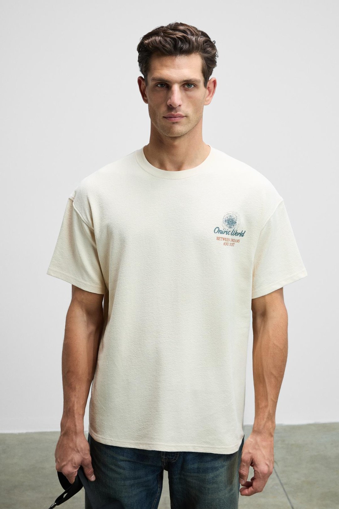 ONIRIC Erkek Göğsü Ve Sırtı Baskılı %100 Organik Pamuk Oversize Fit Bisiklet Yaka Krem T-Shirt