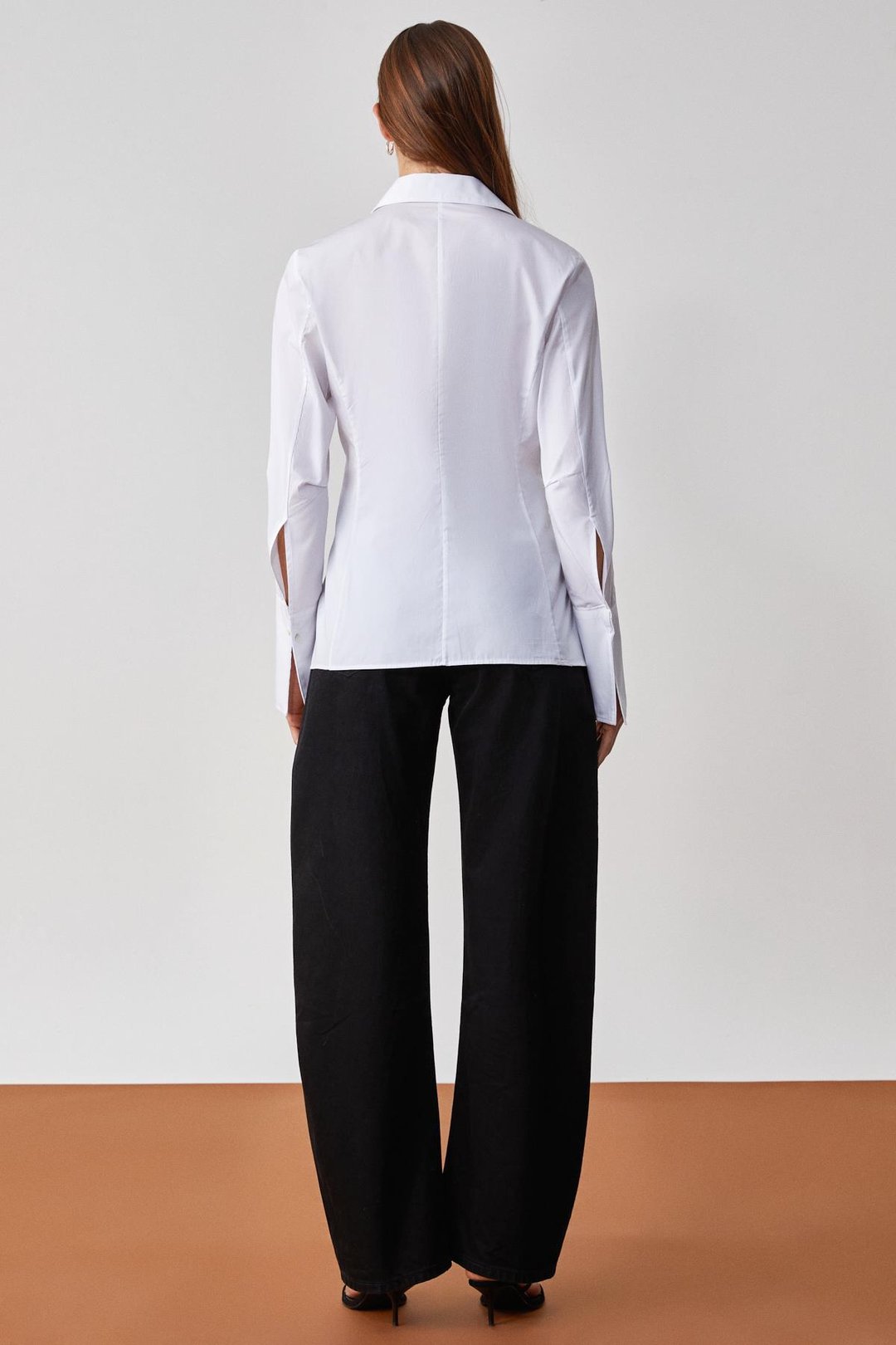 PAPILUS Kadın Regular %100 Organik Pamuk İnce Uzun Gömlek Yaka Uzun Kollu Beyaz Gömlek